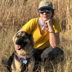 Meet your Posher, Casey